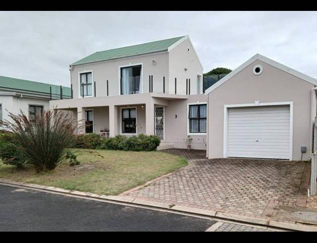 3 BEDROOM HOUSE FOR SALE IN STILBAAI-WES